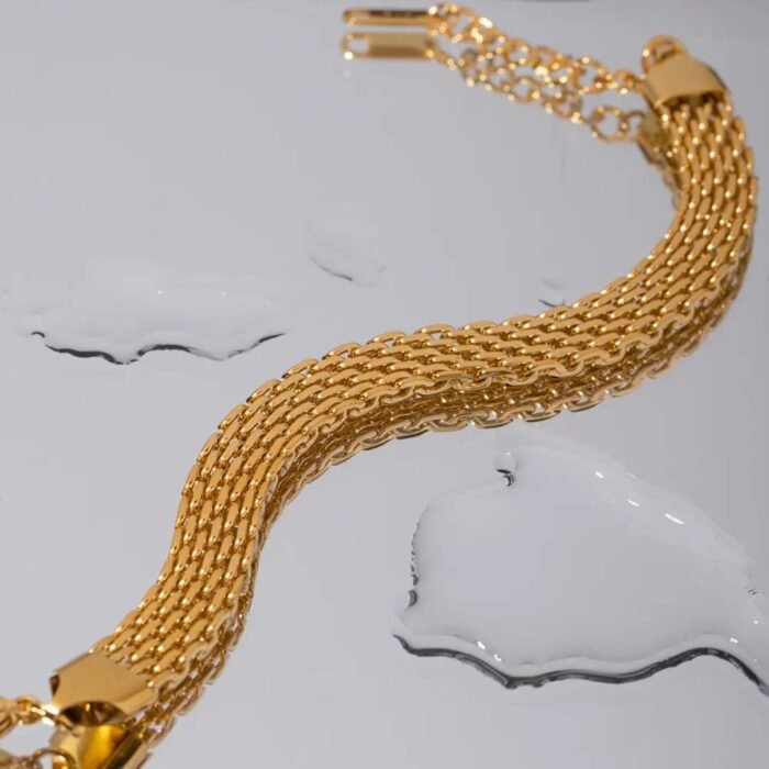 The Woven Gold - Image 1